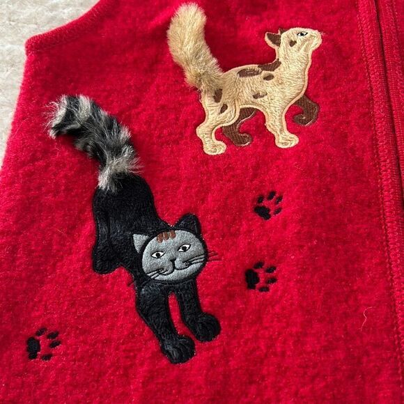 Red Boiled Wool Cat Sweater Vest - Picture 3 of 7